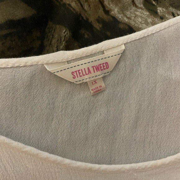 Cold shoulder top - Picture 3 of 3